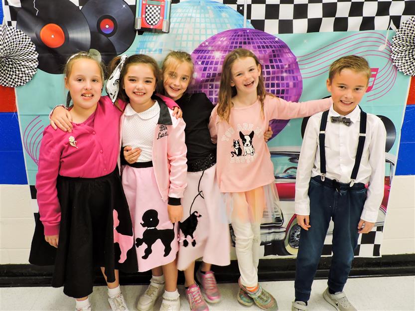 Elementary schools celebrate the 50th day of school